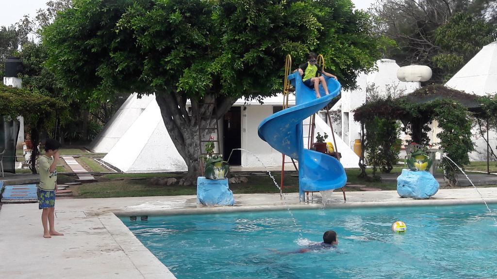 Hotel Villa Piramidal Tepeojuma Bagian luar foto